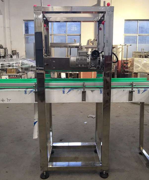 Custom Automatic Plastic PET Round Bottle — Machine & packaging view 3